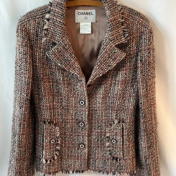 CHANEL multi color tweed blazer